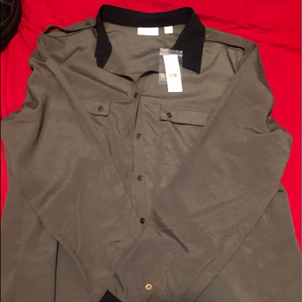 New York & Co. Hunter green long-sleeve blouse #45